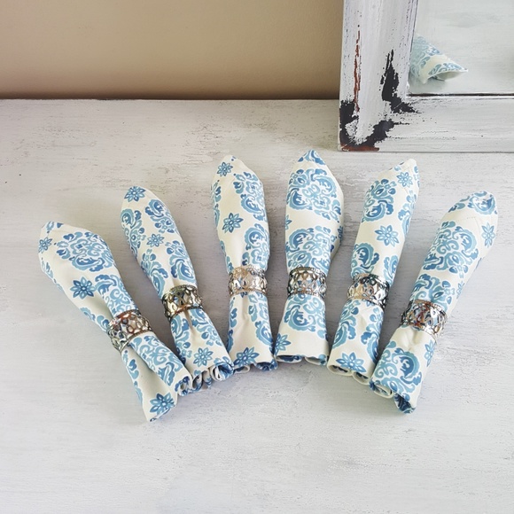 Six Blue Damask Cotton-Linen Napkins & Holders - Picture 2 of 8